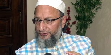 ‘৩টা সন্তানৰ বোজা মহিলাৰ ওপৰত কিয় দিব বিচাৰিছে?’- মোহন ভাগৱতক প্ৰশ্ন আছাদুদ্দিন ওৱেইছিৰ
