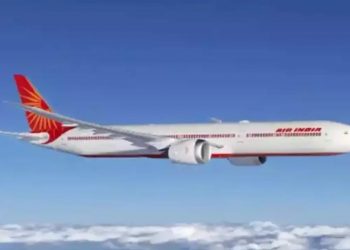 এয়াৰ ইণ্ডিয়াৰ বিমানত মাজ আকাশতে কাৰিকৰী বিজুতি! সাংসদসহ যাত্ৰীসকলক লৈ চেন্নাইত জৰুৰীকালীন অৱতৰণ
