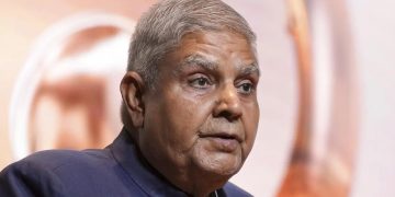 উপ-ৰাষ্ট্ৰপতিৰ পদত্যাগৰ আঁৰত সঁচাকৈয়ে আছিল নেকি কোনো ৰাজনৈতিক সমীকৰণ? পদত্যাগৰ পিছৰে পৰা নিৰুদ্দেশ প্ৰাক্তন উপ-ৰাষ্ট্ৰপতি জগদীপ ধনখৰ