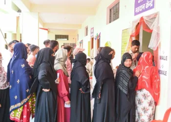 বোৰ্খা পিন্ধি ভোট দিবলৈ অহা মহিলাৰ হ’ব লাগে তদন্তঃ নিৰ্বাচন আয়োগক দাবী বিহাৰ বিজেপিৰ