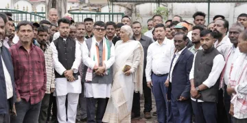 নাজিৰা সমষ্টিত নিৰ্বাচনী ৰণডংকা: মনোনয়ন পত্ৰ দাখিল কৰি কি ক’লে জ্যেষ্ঠ কংগ্ৰেছ নেতা দেৱব্ৰত শইকীয়াই