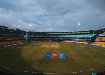 নিৰ্বাচনী বতাহৰ মাজতে ক্ৰিকেটৰ উন্মাদনা: গুৱাহাটীৰ বহু প্ৰত্যাশিত ক্ৰিকেট মেচত বিধি-পথালি দিব নেকি বতৰে?