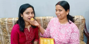 দৰ্জীৰ কন্যাৰ অনুপ্ৰেৰণাদায়ক সফলতা: UPSC-ত ৩৬৫ সংখ্যক স্থান লাভ কৰিলে নিহাৰিকাই