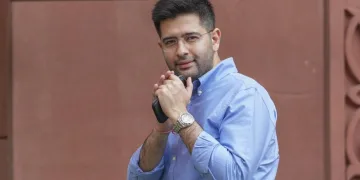 ‘মোক নীৰৱ কৰোৱা হৈছে, পৰাজিত নহয়’: ৰাজ্যসভাৰ পদৰ পৰা অপসাৰণৰ পিছতে আপৰ বিৰুদ্ধে সৰৱ ৰাঘৱ চাদ্দা
