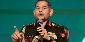 ‘পাকিস্তানেই সিদ্ধান্ত ল’ব লাগিব যে তেওঁলোক ভূগোলত থাকিব নে ইতিহাস হ’ব’, সকীয়নি ভাৰতীয় সেনা প্ৰধানৰ