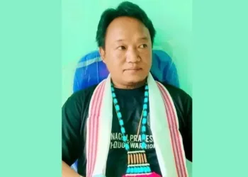 অসম আৰক্ষীৰ জিম্মাত চৰম নিৰ্যাতনৰ বলি গুমিন মিজে: ফটো পোহৰলৈ অহাৰ পিছতেই ক্ষোভৰ  উত্তাল চুবুৰীয়া ৰাজ্য অৰুণাচল