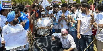 হেকাৰৰ কবলত চিবিএছইৰ পৰ্টেল! মাচুলৰ পৰিমাণ ১ টকাৰ পৰা ৬৮ হাজাৰলৈ বৃদ্ধি, বিপাঙত অৰ্ধশতাধিক ছাত্ৰ-ছাত্ৰী