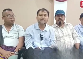 ভোট গণনালৈ মাজত মাত্ৰ ১২ ঘণ্টা, শিৱসাগৰত বিজেপি প্ৰাৰ্থীয়ে ২০০ যুৱকৰ হতুৱাই হত্যাৰ পৰিকল্পনা কৰা বুলি অখিল গগৈৰ বিস্ফোৰক অভিযোগ!