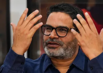 পৰৱৰ্তী বিধানসভা নিৰ্বাচনলৈকে ঘৰ এৰি আশ্ৰমত সন্ন্যাস গ্ৰহণ জন সুৰজ পাৰ্টিৰ প্ৰতিষ্ঠাপক প্ৰশান্ত কিশোৰৰ