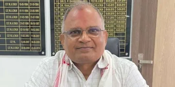 বিতৰ্কিত অৱসৰপ্ৰাপ্ত আই এফ এছ বিষয়া এম কে যাদৱক পুনৰ বিশেষ মুখ্য সচিব(বন) হিচাপে নিযুক্তি দিলে অসম চৰকাৰে
