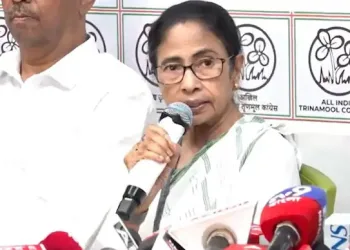 মমতা বেনার্জীৰ হুংকাৰ: মই পদত্যাগ নকৰোঁ, আমি হৰা নাই