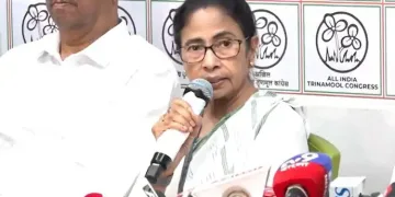 মমতা বেনার্জীৰ হুংকাৰ: মই পদত্যাগ নকৰোঁ, আমি হৰা নাই