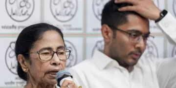 কেৱল কলকাতাতে আছে অভিষেক বেনাৰ্জীৰ ৪৩টা সম্পত্তি! বিজেপিৰ তালিকা প্রকাশ