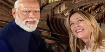 মাথোঁ টফীয়েই নহয়, মেলোনীক মুগাৰ চাদৰৰ পৰা মাৰ্বলৰ উপহাৰলৈকে দিলে মোদীয়ে! কি কি আছে তালিকাত?