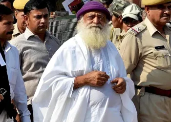 ৰাজস্থান উচ্চ ন্যায়ালয়ৰ ডাঙৰ ৰায়, আশাৰাম বাপুৰ যাৱজ্জীৱন কাৰাদণ্ড বাহাল, শীঘ্ৰেই কৰিব লাগিব আত্মসমৰ্পণ