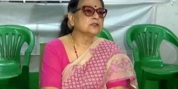 তৃণমূল কংগ্ৰেছত ডাঙৰ জোকাৰণি: সকলো দলীয় পদৰ পৰা পদত্যাগ সাংসদ কাকলি ঘোষ দস্তিদাৰৰ