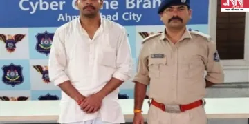 ৮-৯টা ভুৱা একাউণ্ট, মহিলাৰ ছবি বিকৃত কৰি ছ’চিয়েল মিডিয়াত পোষ্ট; আৰক্ষীৰ জালত পুৰোহিত