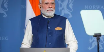 ইউৰোপ ভ্ৰমণত মানৱ অধিকাৰ আৰু সংবাদ মাধ্যমৰ স্বাধীনতাক লৈ প্ৰশ্নবাণ: নৰৱেৰ সাংবাদিকৰ তীক্ষ্ণ প্ৰশ্নৰ সন্মুখত নিৰুত্তৰ প্ৰধানমন্ত্ৰী মোদী!