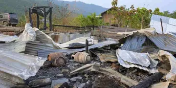 পুনৰ উত্তপ্ত মণিপুৰ, ৩ জন সাধাৰণ নাগৰিকৰ মৃত্যু; কেইবাটাও ঘৰত অগ্নিসংযোগ, কি পৰিস্থিতি?