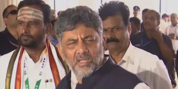 কৰ্ণাটকত বুমেৰাং হ’ল অপাৰেচন ‘লোটাছ’; মাষ্টাৰমাইণ্ড শিৱকুমাৰ, নিজৰ অস্ত্ৰতে ধৰাশায়ী বিজেপি