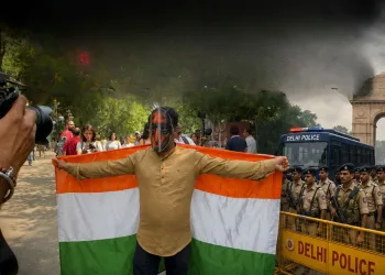 যন্তৰ মন্তৰত প্ৰতিবাদৰ অনুমতি পালে কক্ৰোচ জনতা পাৰ্টিয়ে: নিৰাপত্তাৰ বাবে মোতায়েন ২,০০০ আৰক্ষী