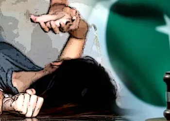 সন্তানৰ সন্মুখতে ফৰাচী মহিলাক গণ*ধ…ৰ্ষ..ণ! দুই দোষীক মৃত্যুদণ্ডৰ শাস্তি শুনালে আদালতে