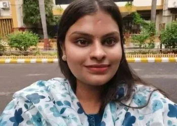 ২৩ বছৰ বয়সতে ১৯টা চৰকাৰী চাকৰিৰ পৰীক্ষাত উত্তীৰ্ণ! কোন এই বিস্ময়কৰ তৰুণী?