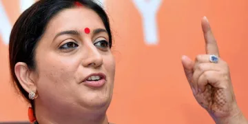 বেজৰ নাকত খৰ! আমেঠিৰ ভোটাৰ তালিকাৰ পৰা অন্তৰ্ধান স্মৃতি ইৰাণীৰ নাম