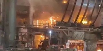 বিশাখাপট্টনম ষ্টীল প্লাণ্টত মৰ্মান্তিক দুৰ্ঘটনা; ১৬০০ ডিগ্ৰীত গলিত লোহাত দগ্ধ হৈ ৮ জন শ্ৰমিকৰ মৃত্যু