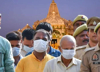 অযোধ্যাৰ ৰাম মন্দিৰৰ দানৰ ধন আত্মসাৎ: গ্ৰেপ্তাৰ আঠ অভিযুক্ত, জড়িত আছিল বিশ্ব হিন্দু পৰিষদৰ সদস্যও