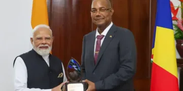 বিশ্বমঞ্চত পুনৰ সন্মানিত প্ৰধানমন্ত্ৰী মোদী : ছেচেলছ চৰকাৰে প্ৰদান কৰিলে বিশেষ ৰাষ্ট্ৰীয় সন্মান