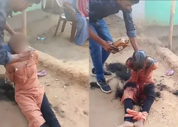 স্বামীৰ অমানুষিক অত্যাচাৰ: পত্নীক বান্ধি মাৰধৰ, কাটি পেলালে চুলি, খাবলৈ বাধ্য কৰালে প্ৰস্ৰাৱ