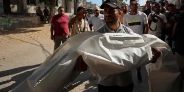 গাজাত ইজৰাইলী বাহিনীৰ আক্ৰমণত ৯ জন নিহত, আল জাজীৰাৰ সাংবাদিকক ‘হামাছৰ স্নাইপাৰ’ আখ্যা ইজৰাইলৰ
