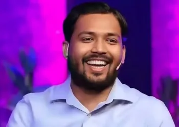 জনপ্ৰিয় শিক্ষাবিদ খান ছাৰৰ বিৰুদ্ধে গোচৰ ৰুজু আৰক্ষীৰ