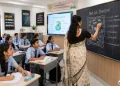 ব্যক্তিগত খণ্ডৰ স্কুলৰ শিক্ষকসকলৰ বাবে ডাঙৰ খবৰ, এতিয়াৰে পৰা চৰকাৰী শিক্ষকৰ দৰে তেওঁলোকেও পাব সন্তানৰ যত্নৰ বাবে বিশেষ ছুটি