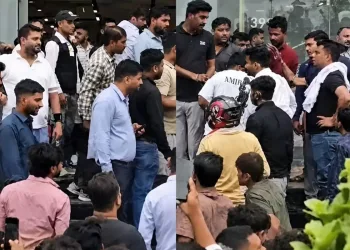 প্ৰেমিকৰ সৈতে বজাৰত আছিল পত্নী, হঠাৎ ওলালহি স্বামী, মাৰপিট দেখি জমা হ’ল ৩০০ মানুহৰ ভিৰ