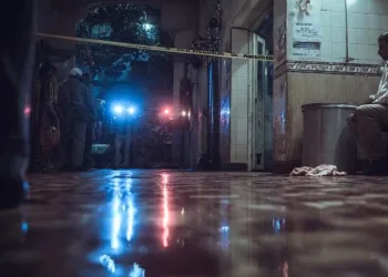 চেপটিক টেংক চাফা কৰিবলৈ গৈ বিষাক্ত গেছৰ কবলত পৰি ৪ শ্ৰমিকৰ কৰুণ মৃত্যু