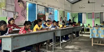পাঠদানৰ তিনিমাহ উকলিল, তথাপিও কিতাপ নাপালে শিক্ষাৰ্থীয়ে, শিক্ষা পৰিষদৰ অধ্যক্ষৰ ৰহস্যজনক নীৰৱতা