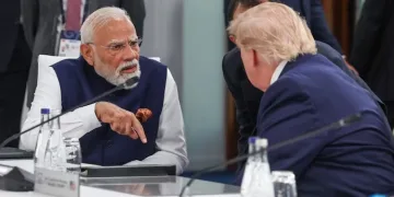 জি-৭ সন্মিলনত মোদী আৰু ট্ৰাম্পৰ আলিংগনৰ পৰিৱৰ্তে কৰমৰ্দন: পুনৰ স্বাভাৱিক হ’বনে ভাৰত আৰু আমেৰিকাৰ সম্পৰ্ক?