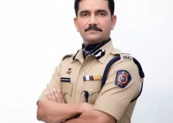ৰাষ্ট্ৰীয় স্বয়ংসেৱক সংঘৰ অনুষ্ঠানত আইপিএছ বিষয়াৰ ভাষণক লৈ বিতৰ্ক, তদন্তৰ দাবী কংগ্ৰেছৰ