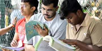 প্ৰশ্নকাকত ফাদিলৰ সন্দেহ: পৰীক্ষাৰ এদিন পূৰ্বেই স্থগিত মহাৰাষ্ট্ৰৰ টেট