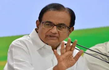 ভাৰতৰ ভৱিষ্যতক লৈ পি চিদাম্বৰমৰ ডাঙৰ সকীয়নি, পাঁচটা উদ্বেগজনক দিশৰ কথা উল্লেখ