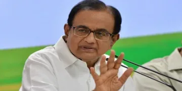 ভাৰতৰ ভৱিষ্যতক লৈ পি চিদাম্বৰমৰ ডাঙৰ সকীয়নি, পাঁচটা উদ্বেগজনক দিশৰ কথা উল্লেখ