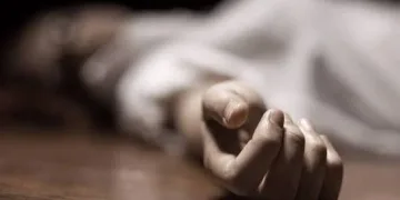 মহানগৰীৰ চচলৰ ভাড়াঘৰত উদ্ধাৰ যুৱতীৰ মৃতদেহ, তদন্ত আৰম্ভ আৰক্ষীৰ