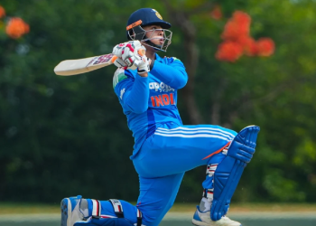 মাত্ৰ ১১টা বলতে অৰ্ধশতক! প্ৰতিশোধৰ মেচত বেটিং তাণ্ডৱেৰে বিশ্ব অভিলেখ ‘বিস্ময় বালক’ বৈভৱৰ