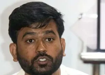 শিক্ষামন্ত্ৰীৰ পদত্যাগৰ দাবীত দেশজুৰি আন্দোলন : ককৰোচ জনতা পাৰ্টিয়ে প্ৰকাশ কৰিলে ‘শিক্ষা ইস্তাহাৰ’