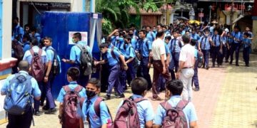 শীৰ্ষত অসম! বিজেপি শাসিত বহু ৰাজ্যত বিদ্যালয় এৰাৰ হাৰ ৰাষ্ট্ৰীয় গড়তকৈ বেছি, কেন্দ্ৰৰ পৰিসংখ্যাত উদ্বেগ