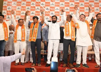 উদ্ধৱ থাকৰেৰ ৬ জন সাংসদৰ দল সলনিক স্বীকৃতি; বৰ্ষাকালীন অধিৱেশনৰ পূৰ্বে আৰু বৃদ্ধি পালে NDA-ৰ শক্তি