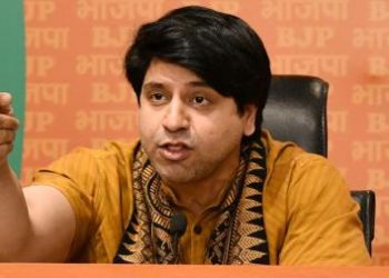 বিজেপিৰ ৰাষ্ট্ৰীয় মুখপাত্ৰ, মোডীৰ ‘আজীৱন অনুগামী’ শ্বেহজাদ পুনাৱাল্লাৰ দল ত্যাগ