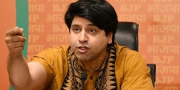 বিজেপিৰ ৰাষ্ট্ৰীয় মুখপাত্ৰ, মোডীৰ ‘আজীৱন অনুগামী’ শ্বেহজাদ পুনাৱাল্লাৰ দল ত্যাগ